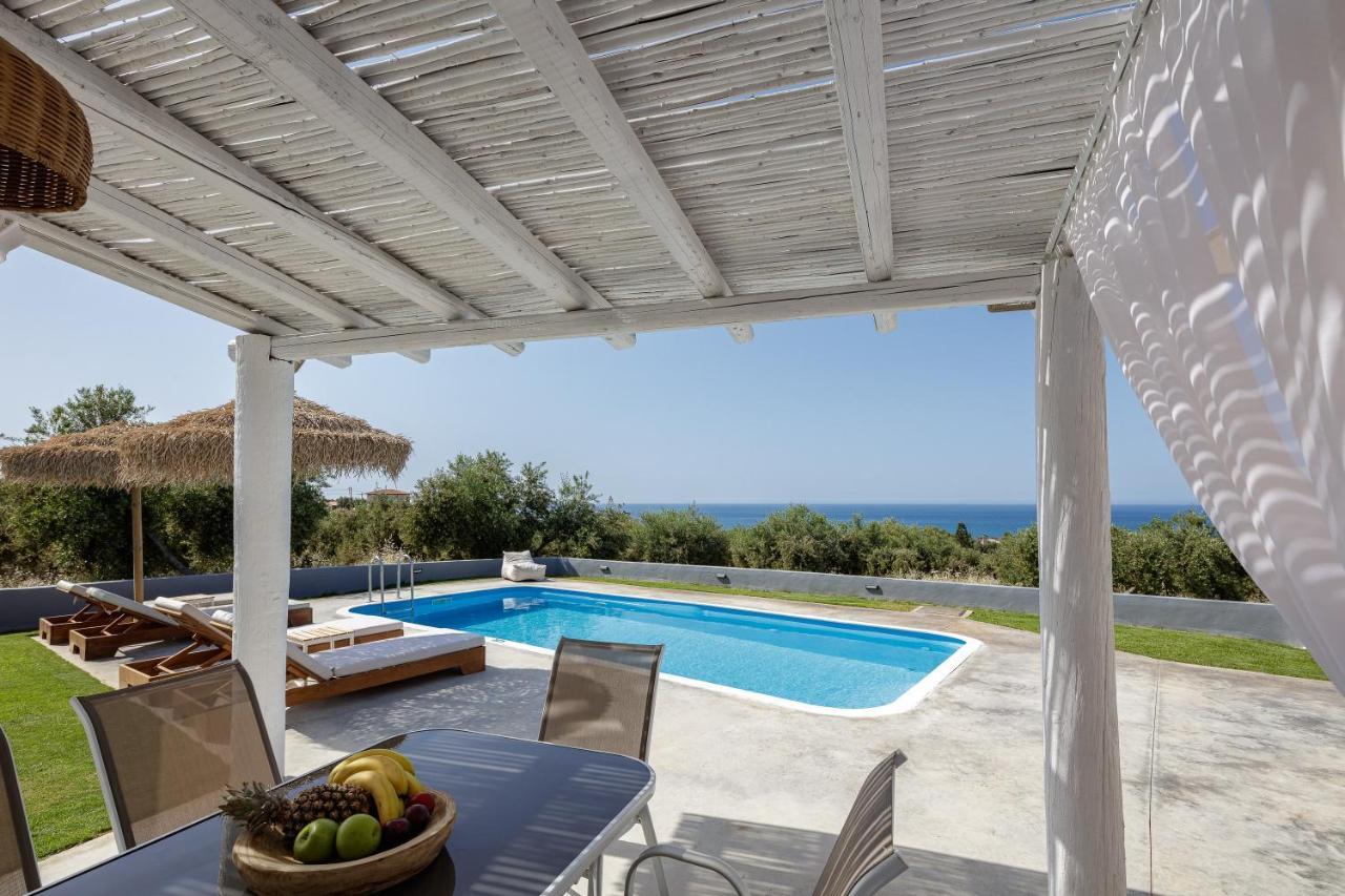 Gramvella Resort Adelianos Kampos Exterior photo